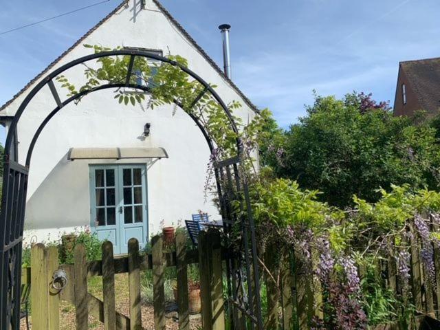 The Old Schoolroom By Bloom Stays Canterbury Buitenkant foto